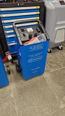 Пуско-зарядное устройство 700А, 12/24В, 220В TEMP CS-900